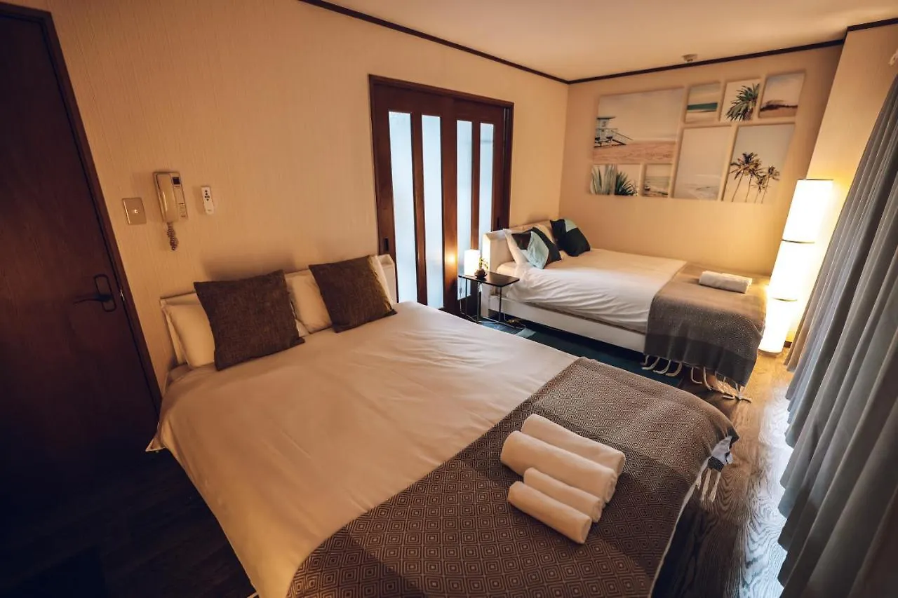 Liberty Palace Apartment2 Osaka Japón